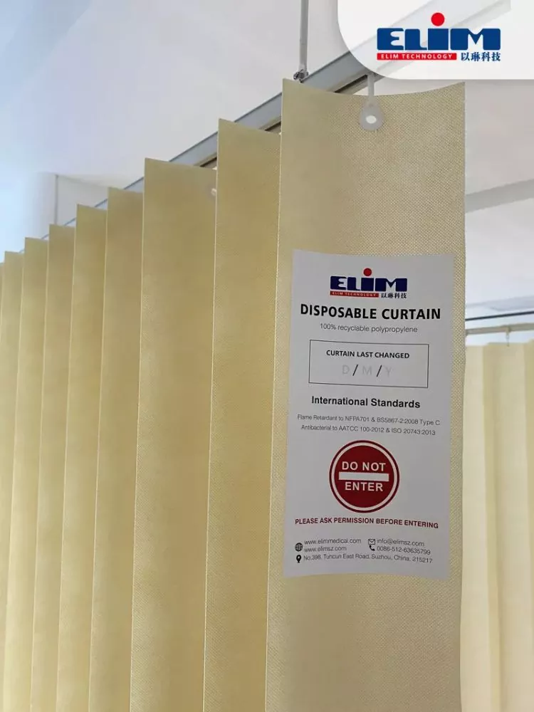 Rideau à l'hôpital jetable